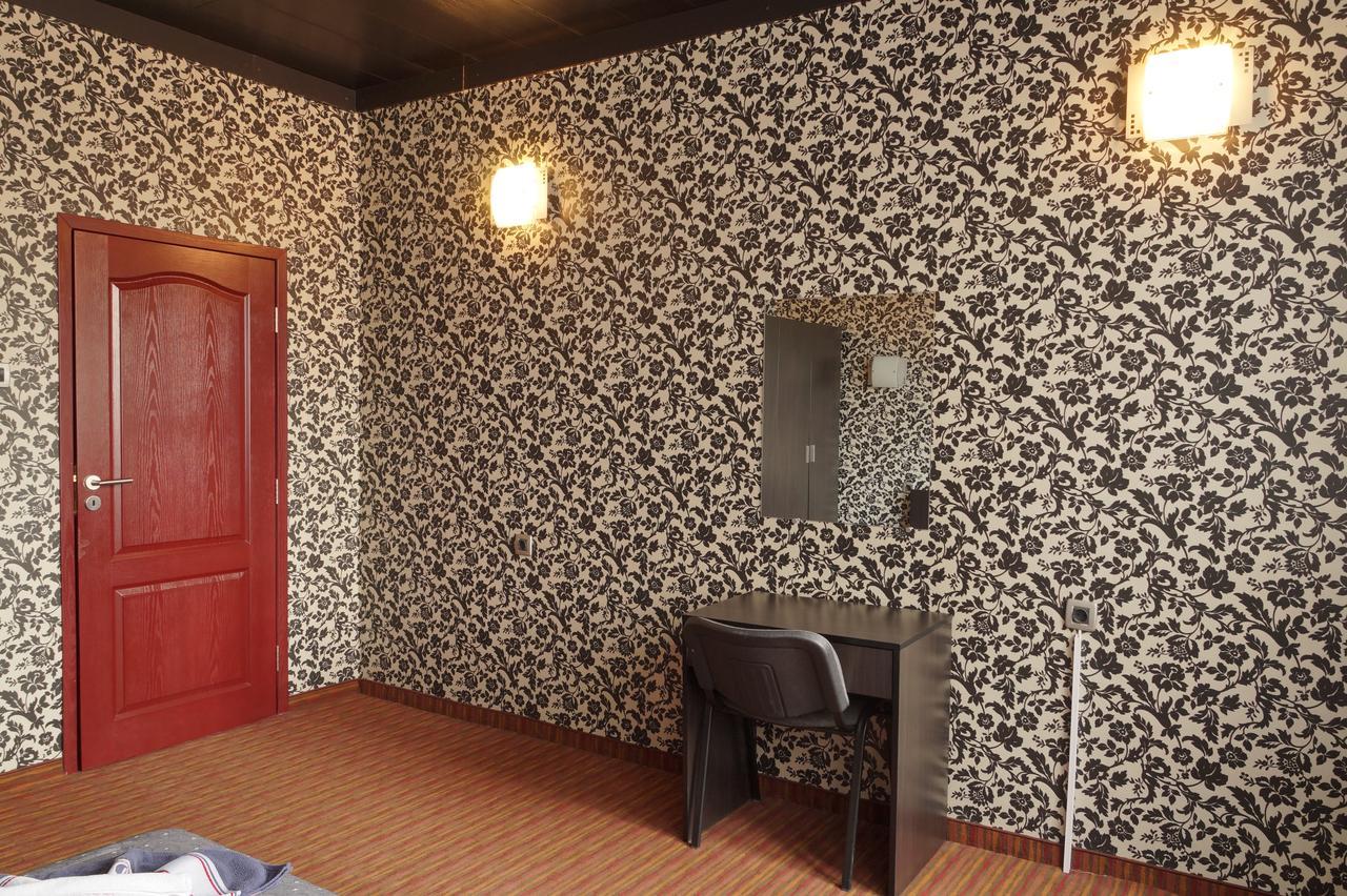קאזאנלק Hotel Bagira מראה חיצוני תמונה