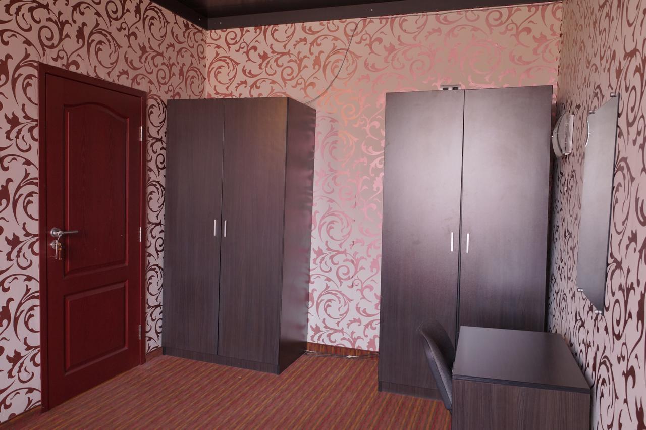 קאזאנלק Hotel Bagira מראה חיצוני תמונה