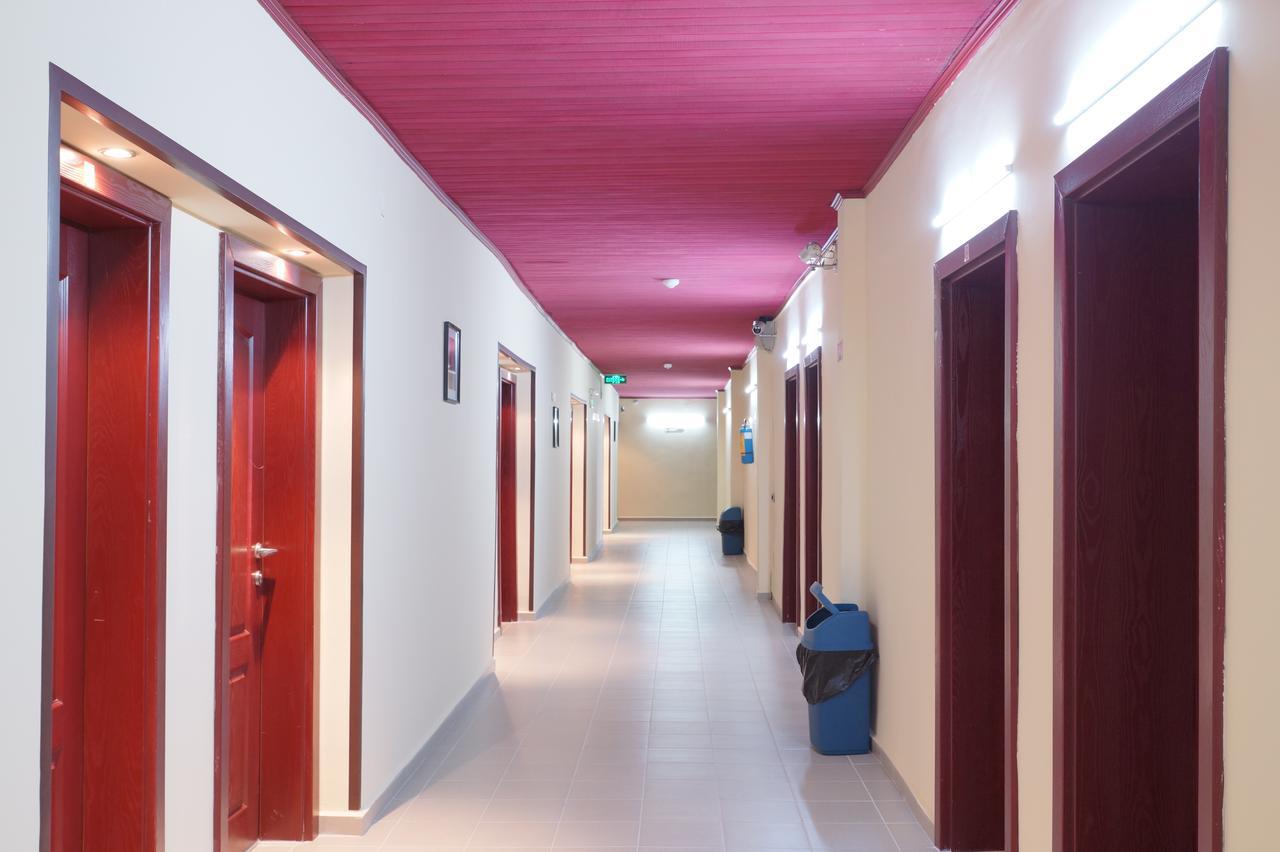 קאזאנלק Hotel Bagira מראה חיצוני תמונה